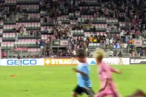 那不勒斯的 那不勒斯的