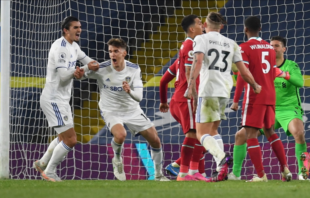 未成年人触 未成年人触