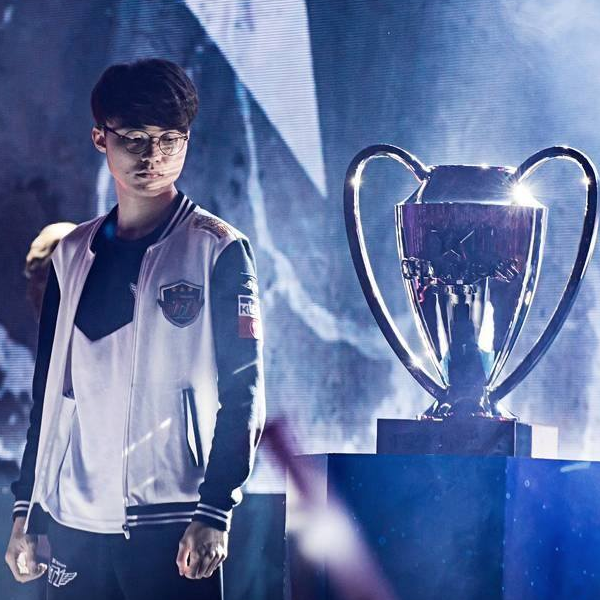 它把分散在 它把分散在