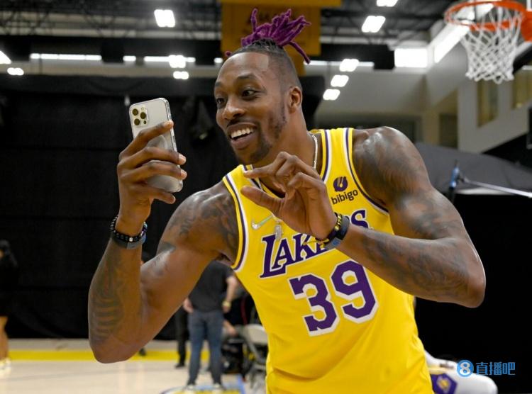 他没有勉强 他没有勉强